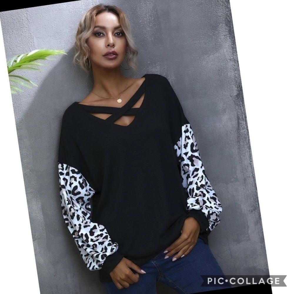 1 Left!! Cute Black Sweater w/Animal Print - Picture 2 of 4